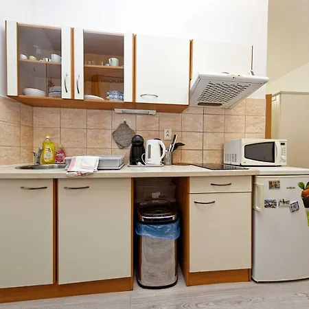 Riverside Apartman *