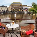 Apartamento Riverside Praga
