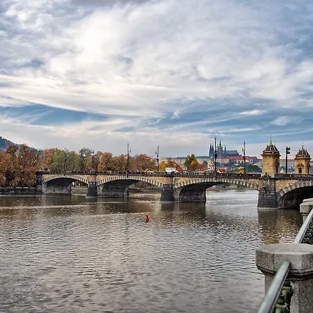Riverside شقة براغ