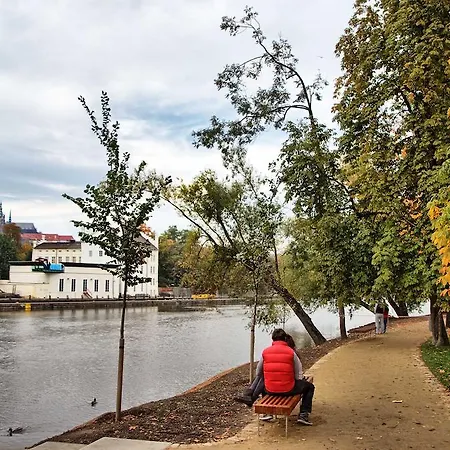 Riverside Praag