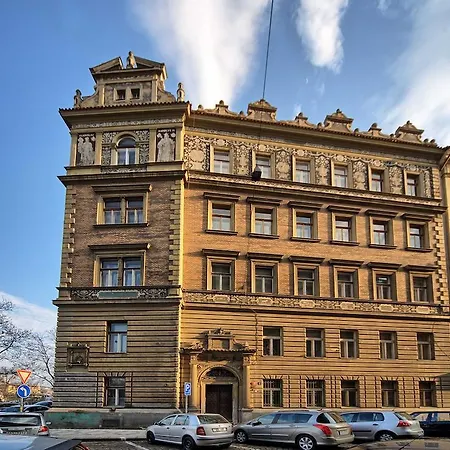 Daire Riverside Prag
